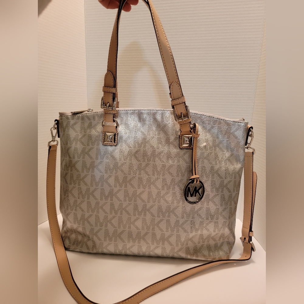 Michael Michael Kors Jet Set Silver Purse Multifunction Satchel MK sig met saffi